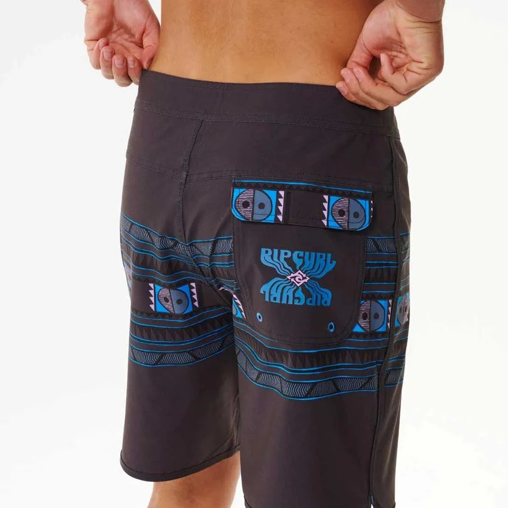 Mirage Owen SWC 19&quot; Boardshorts - Washed Black