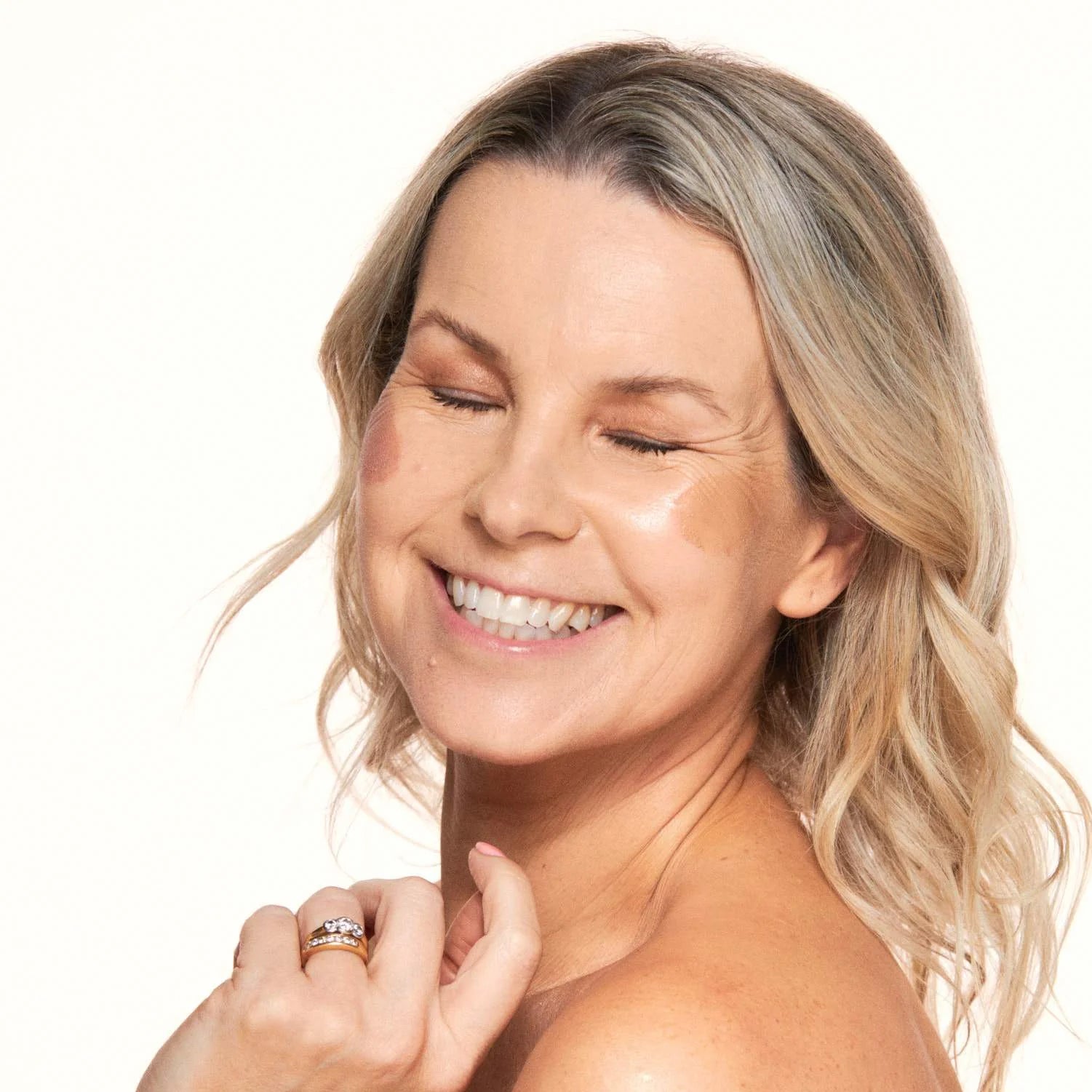 Tinted Base SPF 30 - Large Tin 70g